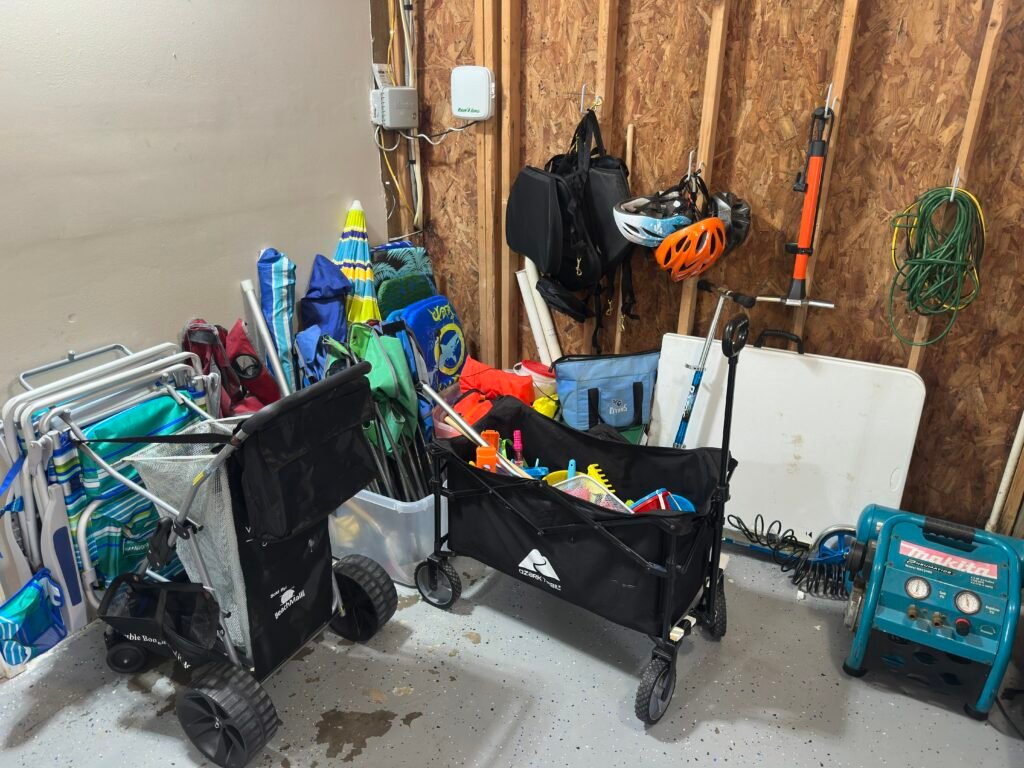 Garage Beach items1